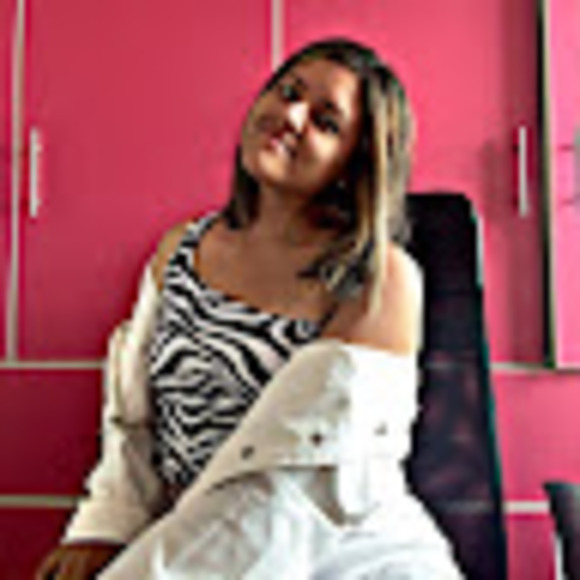 julisaangulo318